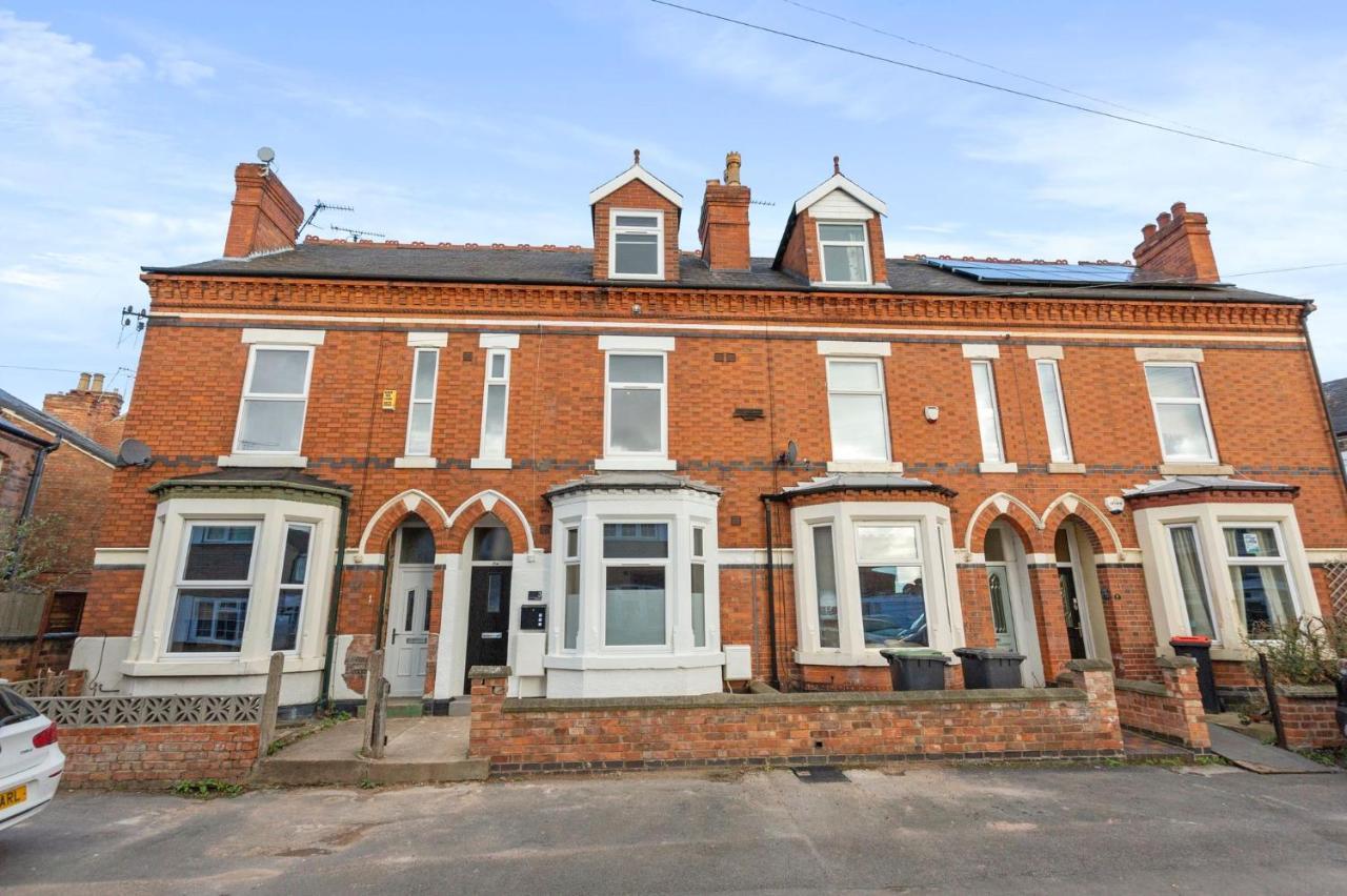 ✰Onpoint -Modern & Fresh Studio Apt Close To Centre - Convenient!✰ Apartment Beeston  Luaran gambar